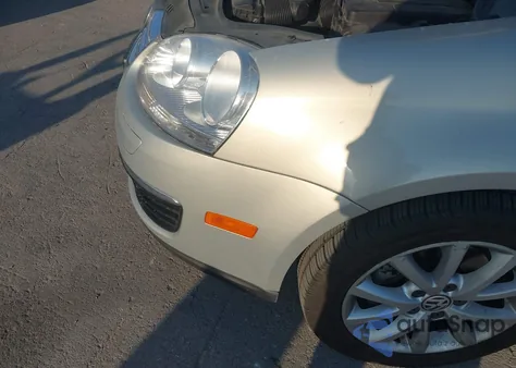 2010 Volkswagen Jetta Limited Edition from USA, damaged, VIN 3VWRX7AJ8AM142028